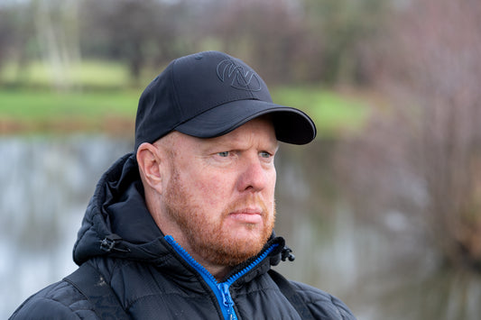 Outline Logo Cap Stealth