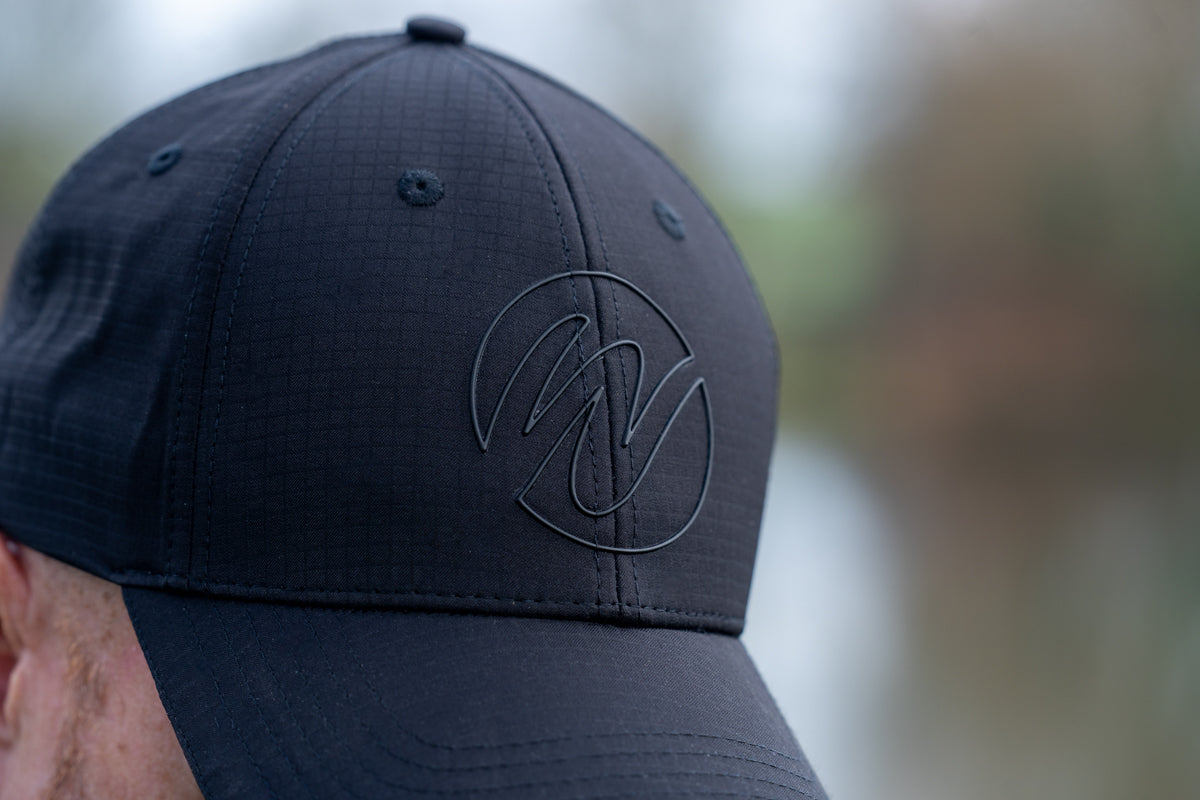 Outline Logo Cap Stealth